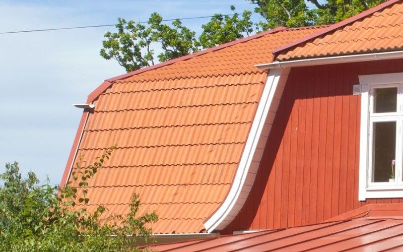 Omläggning av valmat tak till villaägare. Svenljunga, Sexdrega